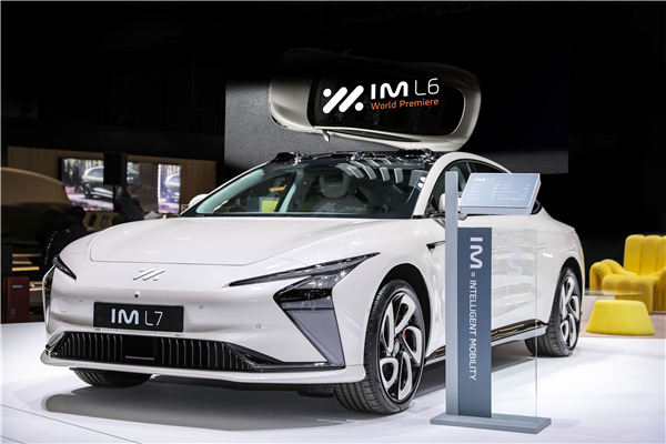 SAIC Motor’s smart models shine at Geneva International Motor Show